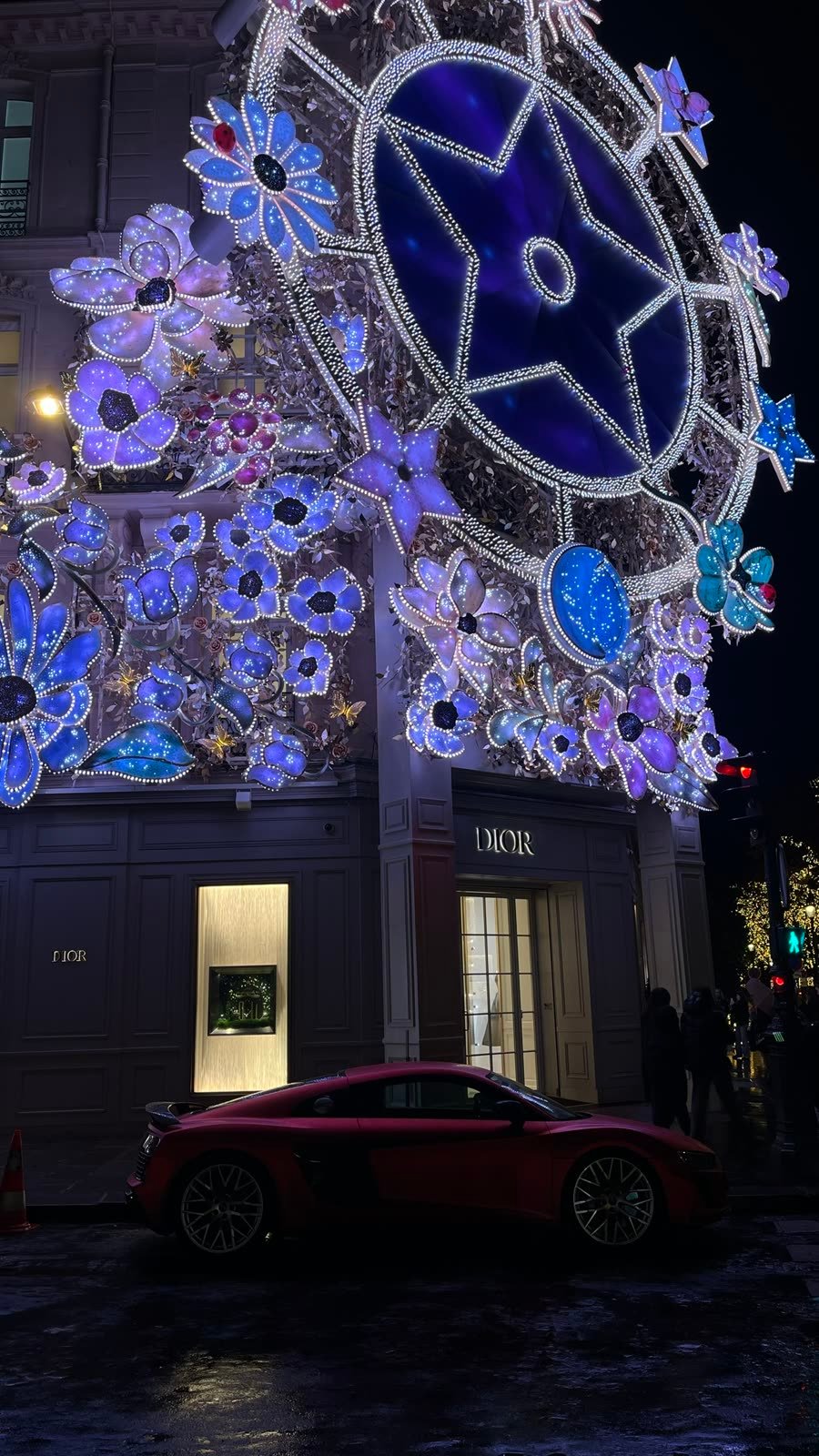 Audi R8 V10 Dior à Paris