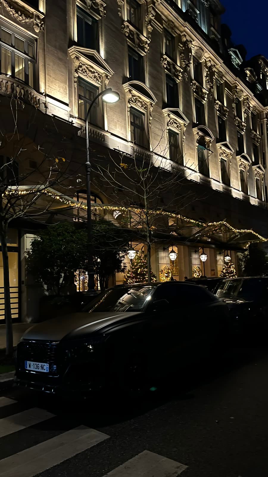 Audi RSQ8 à Paris