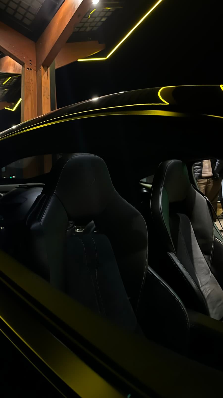 McLaren 720S à Vemars